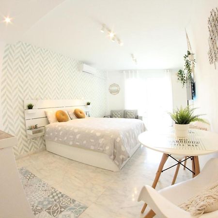 Torremolinos - New Central Studio Plata With Balcony Apartamento Exterior foto