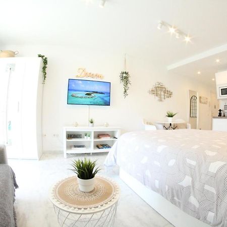 Torremolinos - New Central Studio Plata With Balcony Apartamento Exterior foto