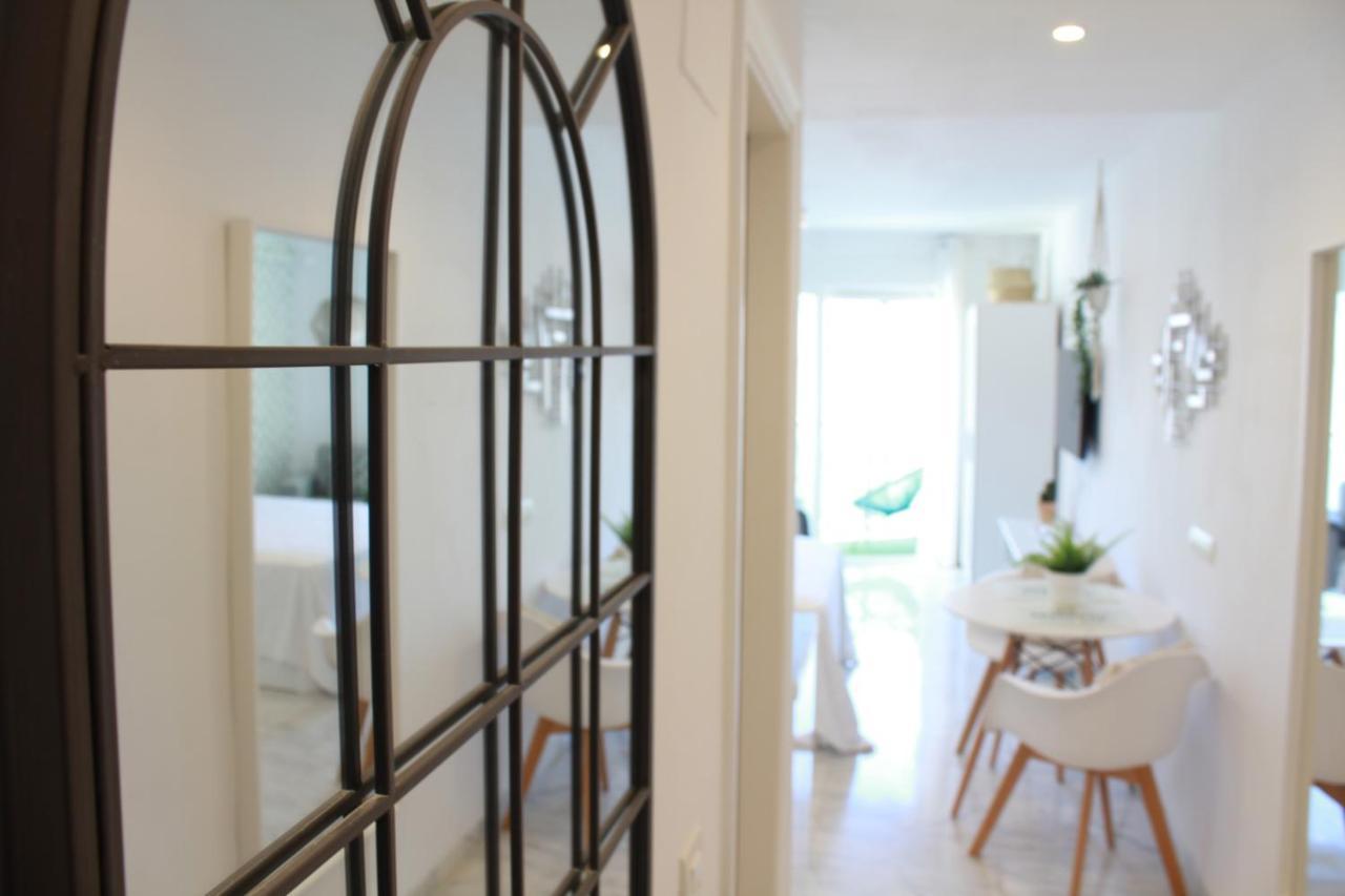 Torremolinos - New Central Studio Plata With Balcony Apartamento Exterior foto