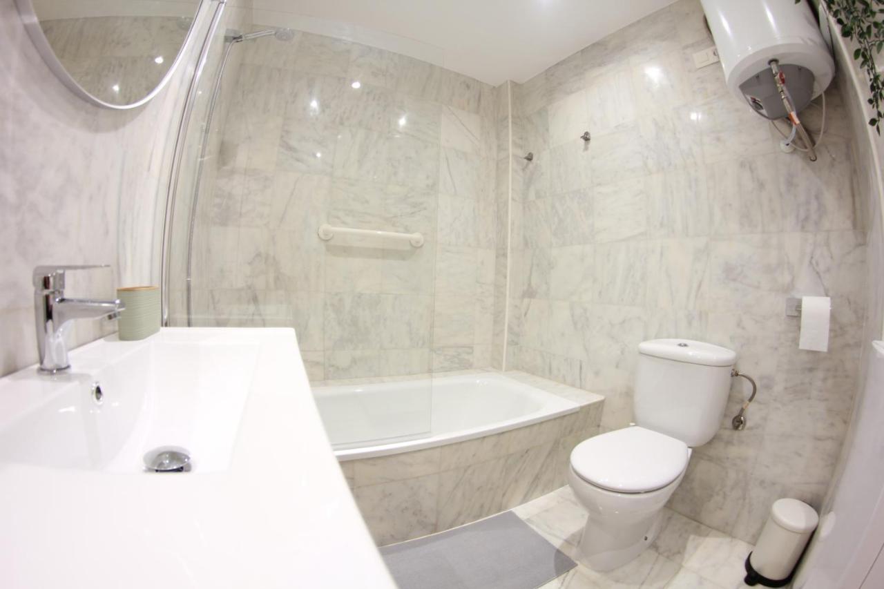 Torremolinos - New Central Studio Plata With Balcony Apartamento Exterior foto